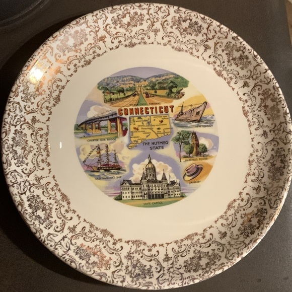 1960s Vintage Connecticut Tourist Souvenir Ceramic Collectible Plate Gold Edge - Picture 3 of 17